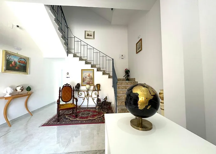 Casa Ferrante